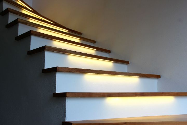 Les 10 Meilleurs Kit Eclairage Escalier Led Progressif Pour Les Escaliers Et Ce Qui Les Rend Remarquables 39 kit eclairage escalier led progressif